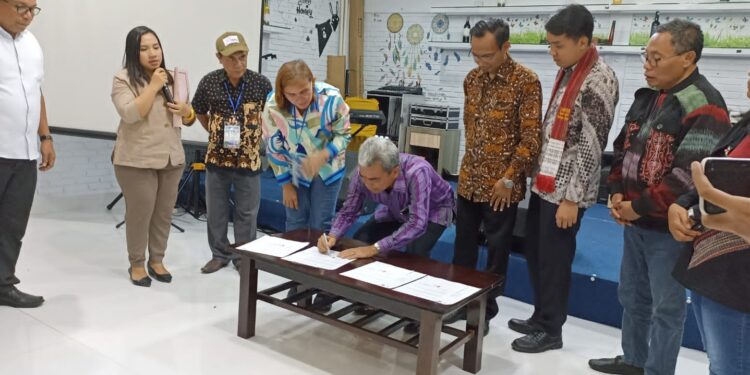 EKSPEDISI TOBA- HPN 2023 Viralnya Danau Toba akan Didaftarkan SMSI Dalam Rekor MURI